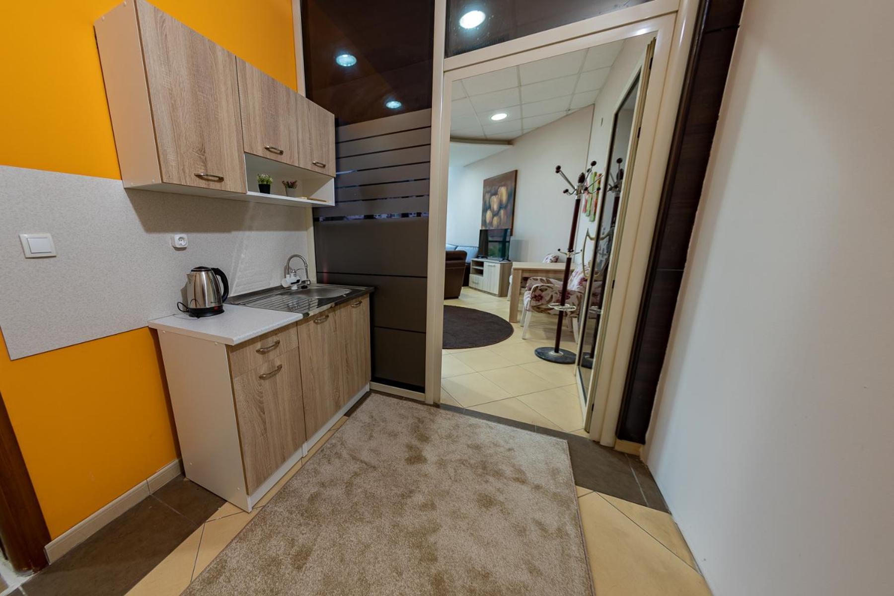Apartment Aura *